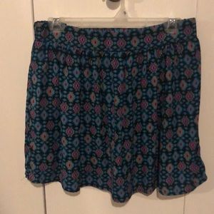Socialite patterned mini skirt